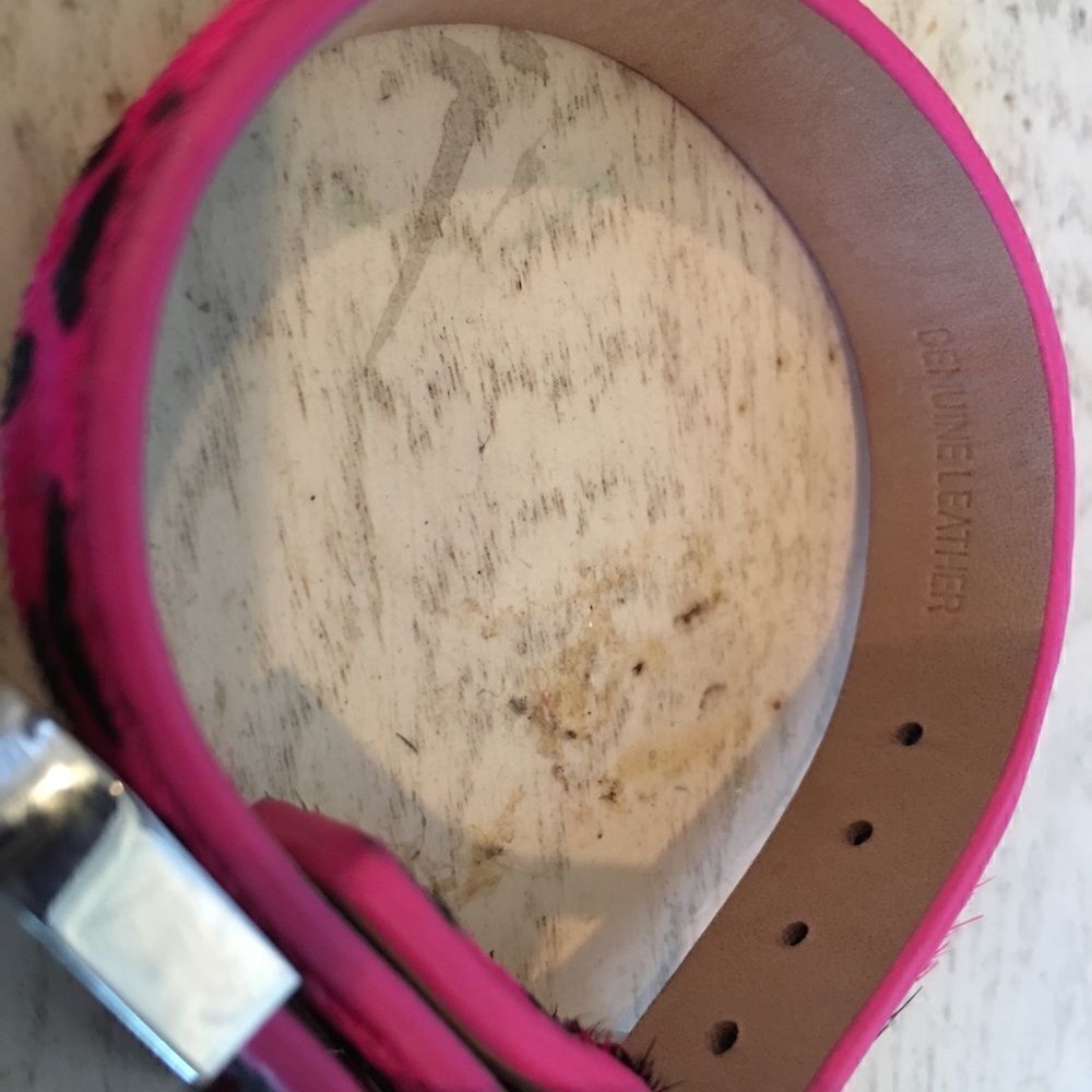 Rustic Cuff Fuschia Animal! - Picture 4 of 11